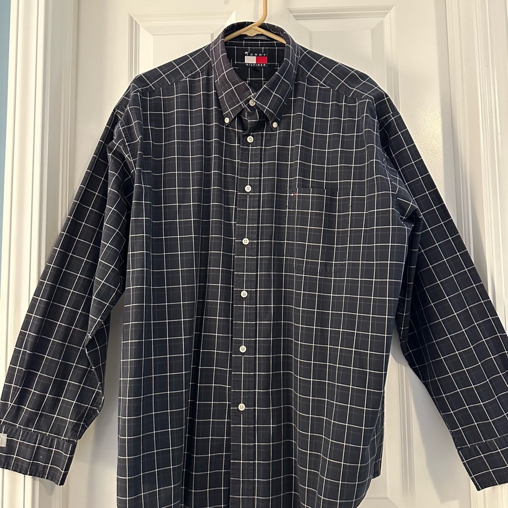 Tommy Hilfiger XL  Black and White Casual Button Down Shirt